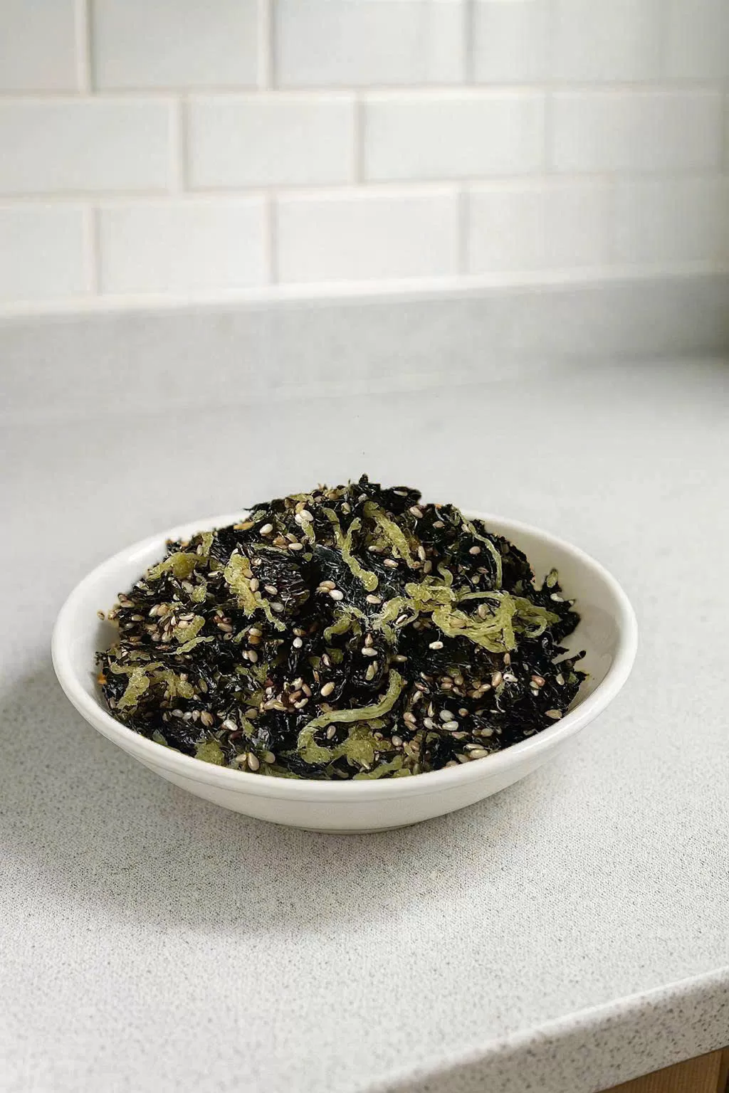 Rong biển trộn chà bông gà Jinmi 250gr